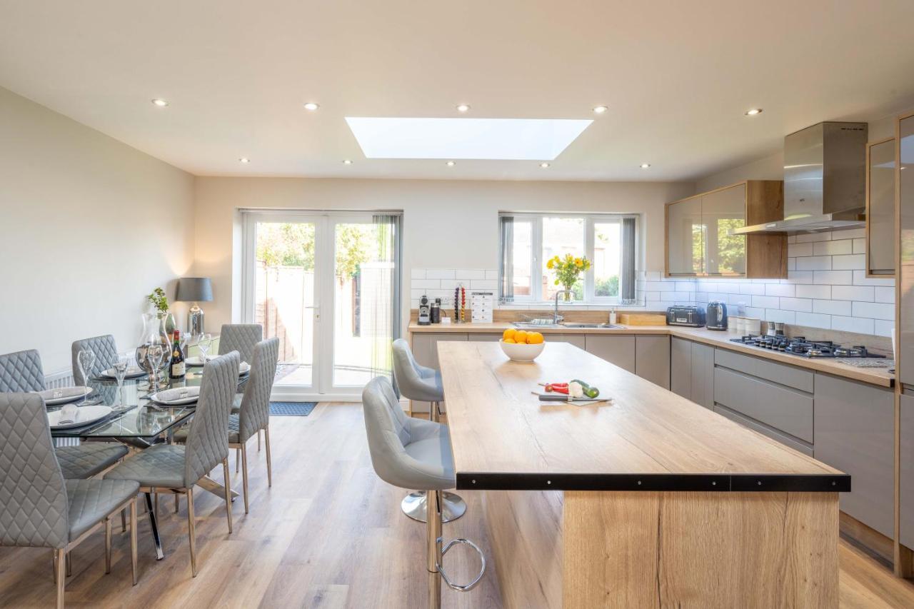 The Oaklands - Luxury Spacious 6-Bed, Near Solihull, Birmingham City, Jlr, Nec, Airport, Resorts World, Hs2 Exterior foto