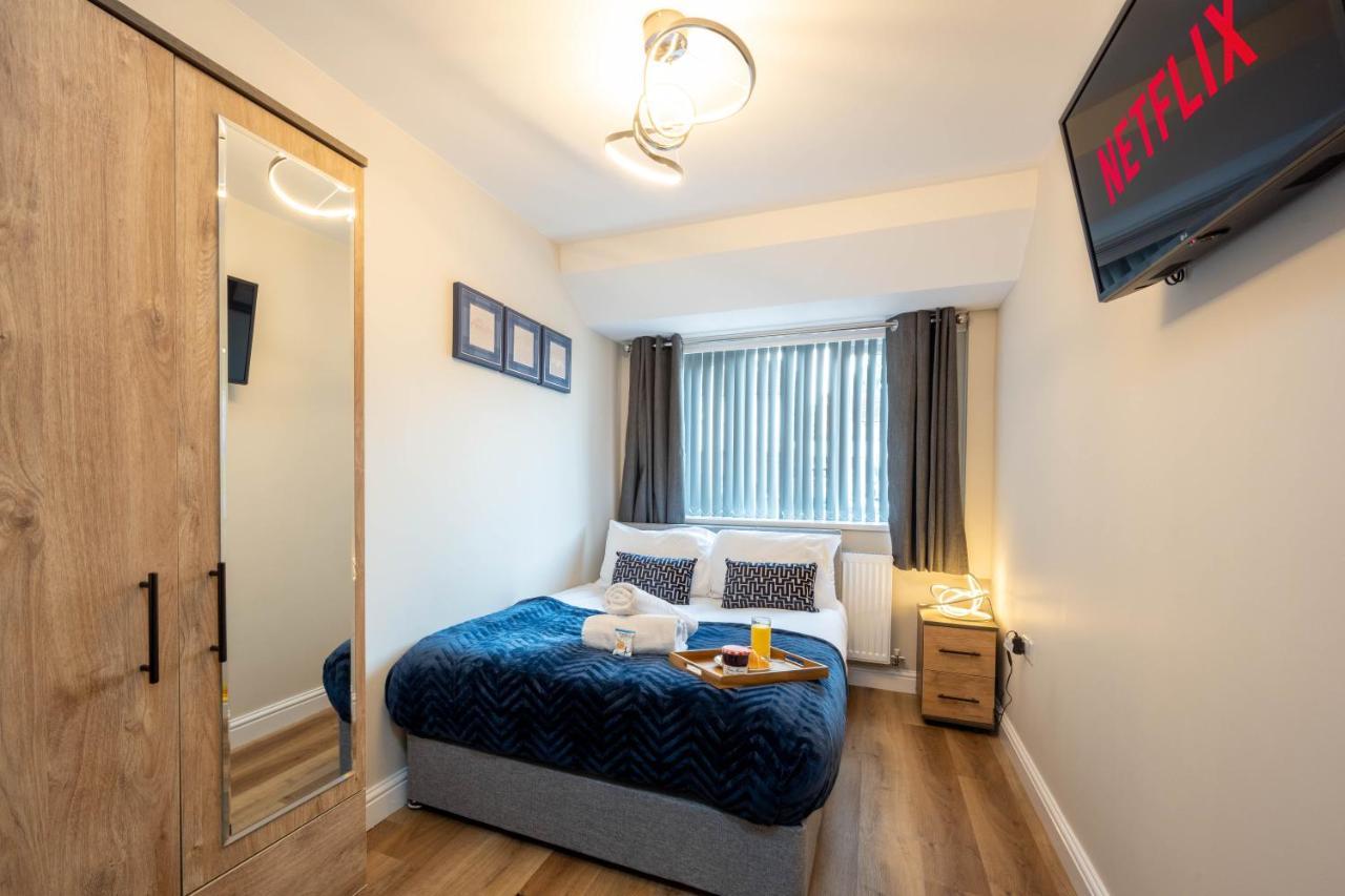 The Oaklands - Luxury Spacious 6-Bed, Near Solihull, Birmingham City, Jlr, Nec, Airport, Resorts World, Hs2 Exterior foto
